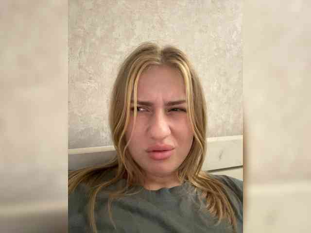veronaaaaaa webcam