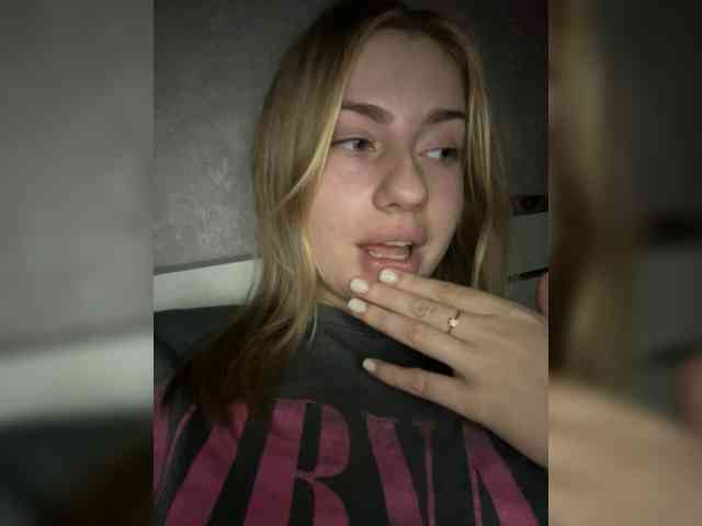 veronaaaaaa webcam