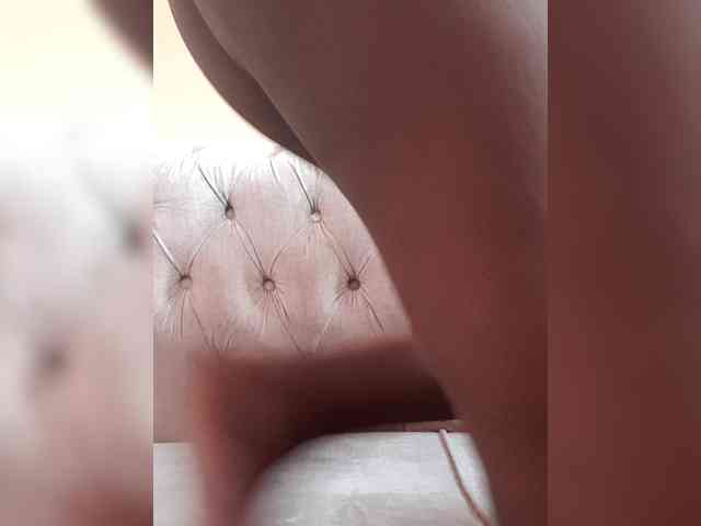 cherryebonyqueen webcam