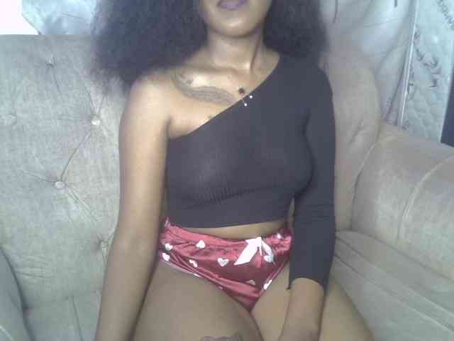 cherryebonyqueen webcam