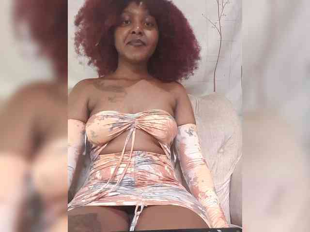 cherryebonyqueen webcam
