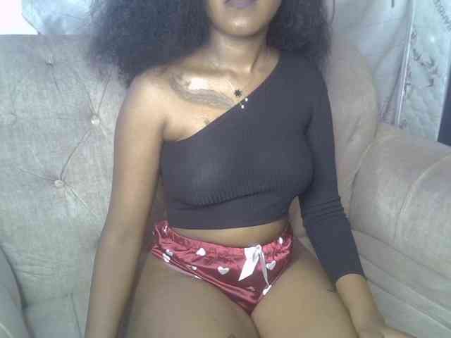 cherryebonyqueen webcam