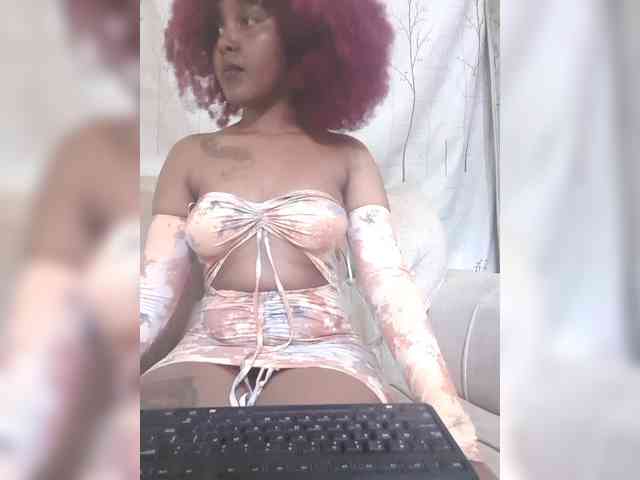 cherryebonyqueen webcam
