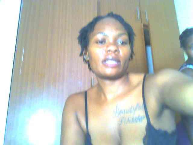 Sexyebony11 webcam