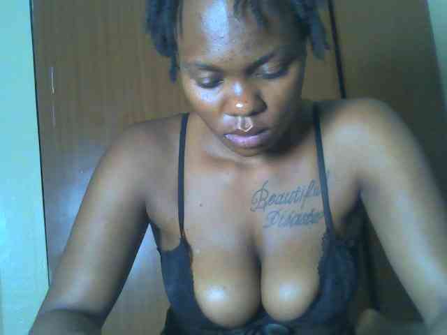 Sexyebony11 webcam