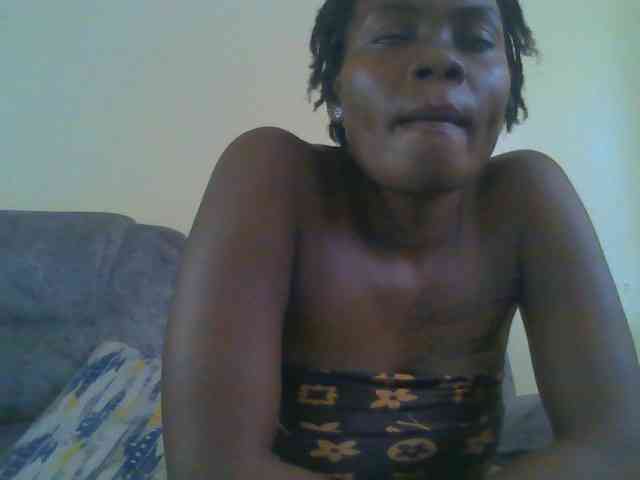 Sexyebony11 webcam