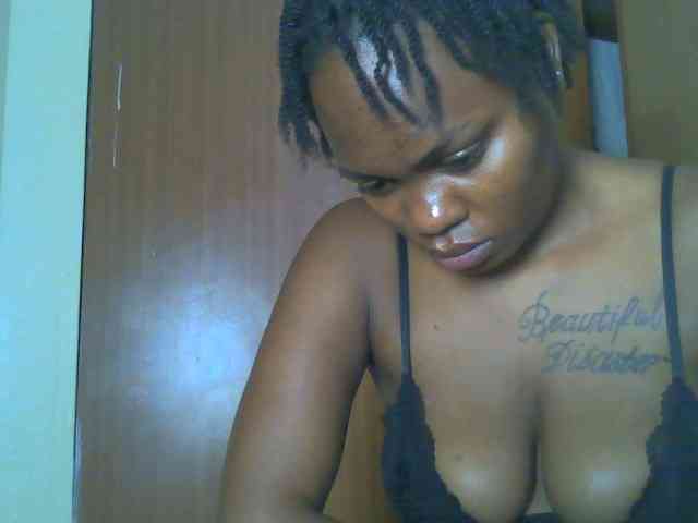 Sexyebony11 webcam