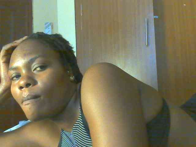 Sexyebony11 webcam