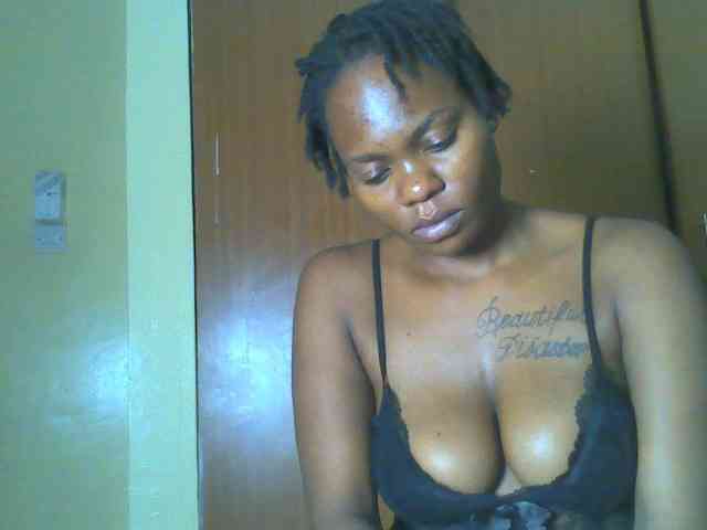 Sexyebony11 webcam