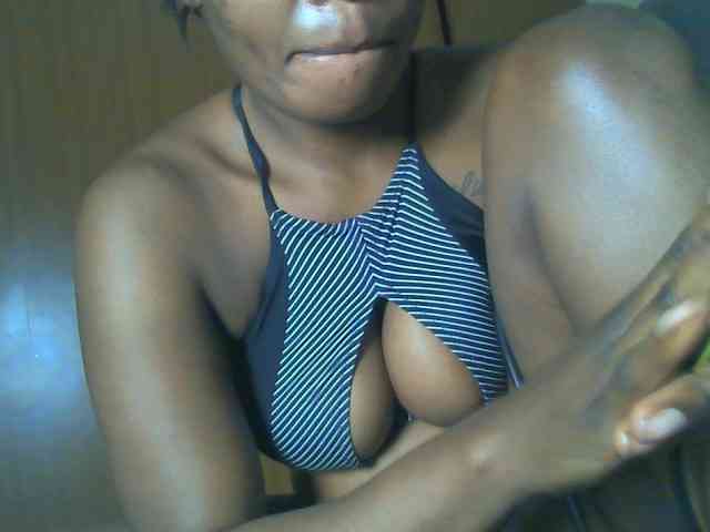 Sexyebony11