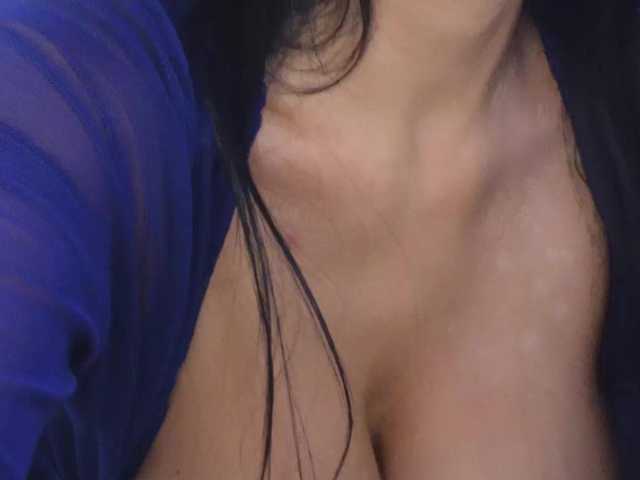 DeniseTaylor live cam on BongaCams