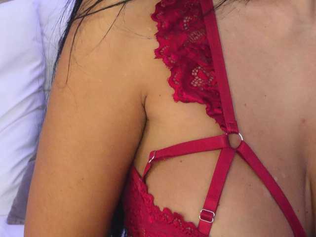 DeniseTaylor live cam on BongaCams