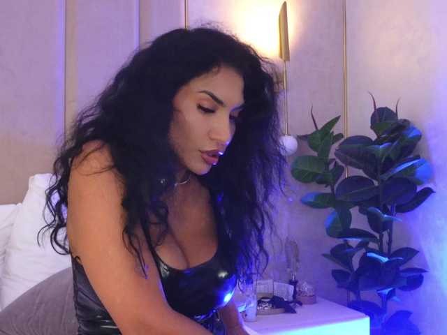 denisetaylor cam belle