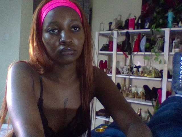 yourgirlcandy live cam on BongaCams