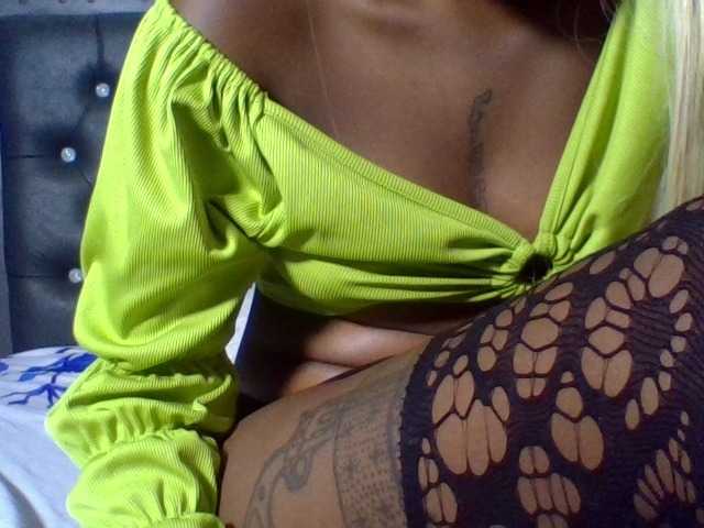 yourgirlcandy live cam on BongaCams
