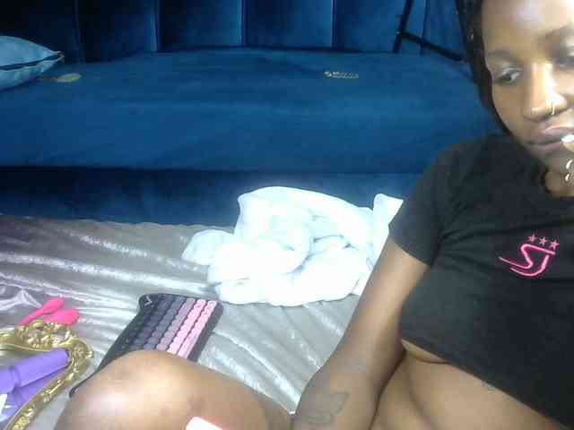 yourgirlcandy webcam