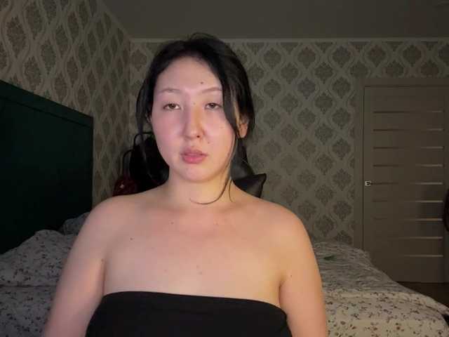 AmeliyaKim live cam on BongaCams