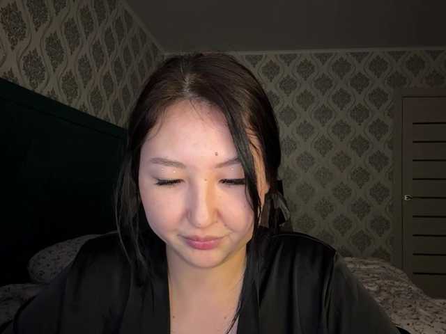AmeliyaKim live cam on BongaCams
