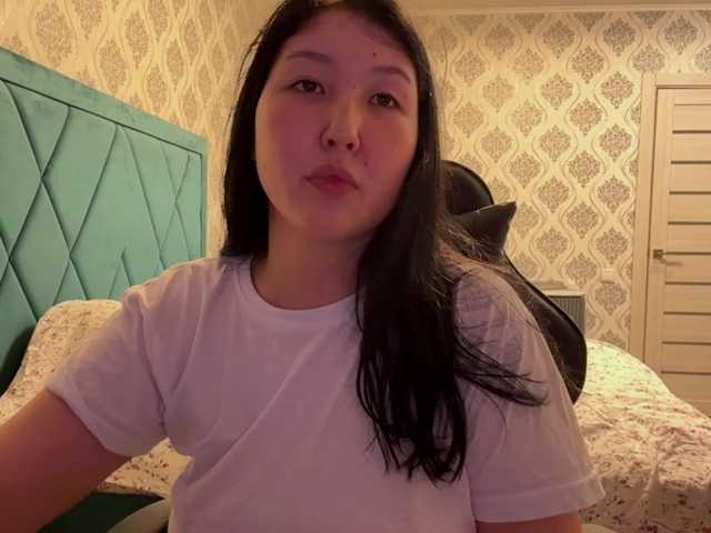 AmeliyaKim live cam on BongaCams