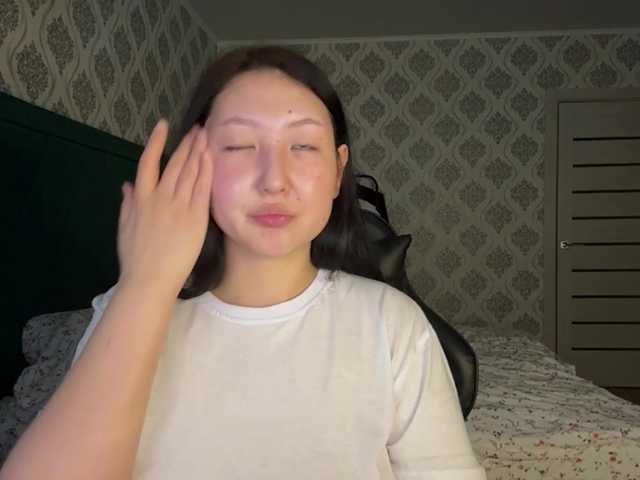 AmeliyaKim live cam on BongaCams