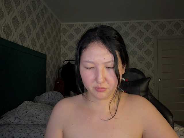 AmeliyaKim live cam on BongaCams
