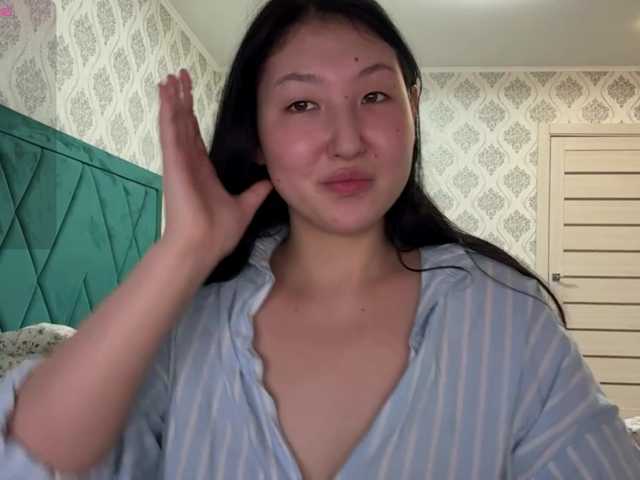 AmeliyaKim live cam on BongaCams