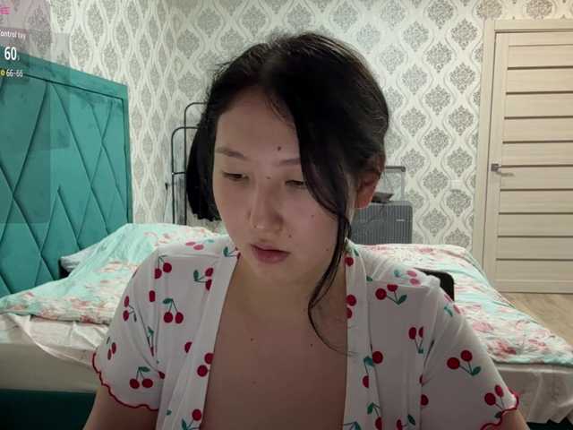 AmeliyaKim live cam on BongaCams