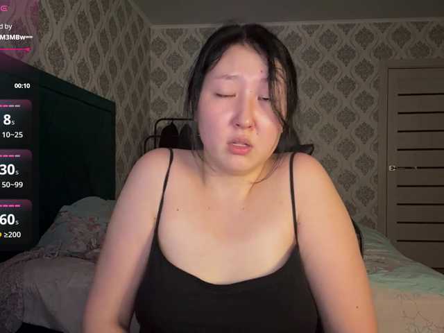 AmeliyaKim live cam on BongaCams