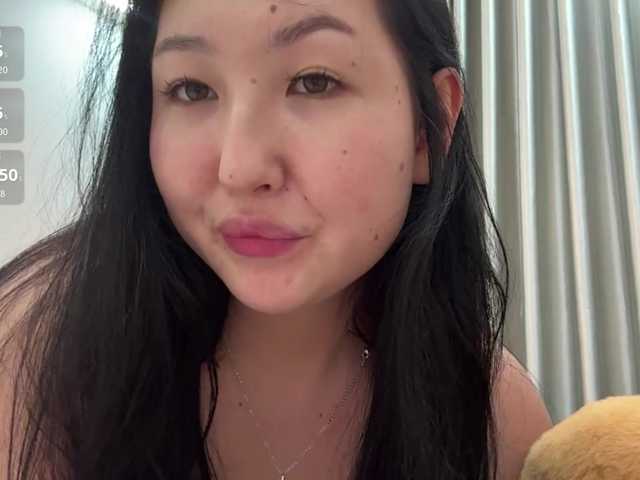 AmeliyaKim live cam on BongaCams