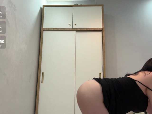 AmeliyaKim live cam on BongaCams