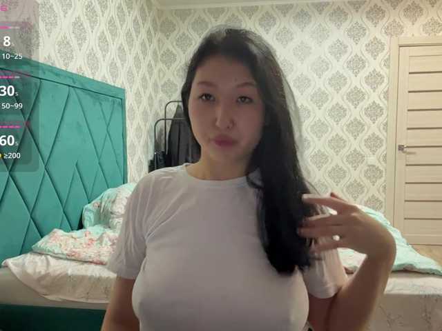 AmeliyaKim live cam on BongaCams
