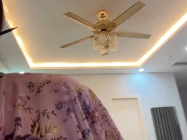 AmeliyaKim live cam on BongaCams