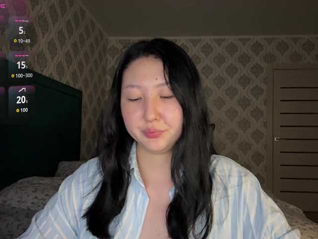 AmeliyaKim live cam on BongaCams