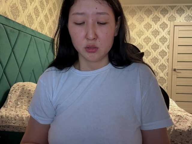 AmeliyaKim live cam on BongaCams