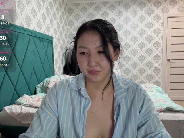 AmeliyaKim live cam on BongaCams