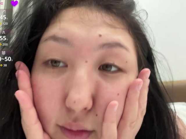 AmeliyaKim live cam on BongaCams