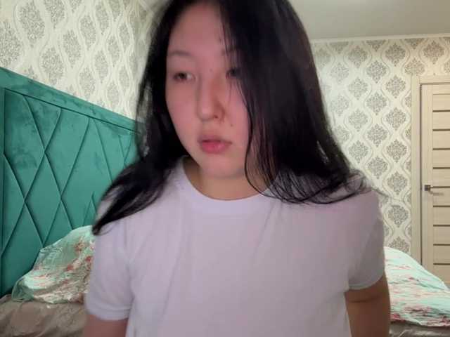 AmeliyaKim live cam on BongaCams