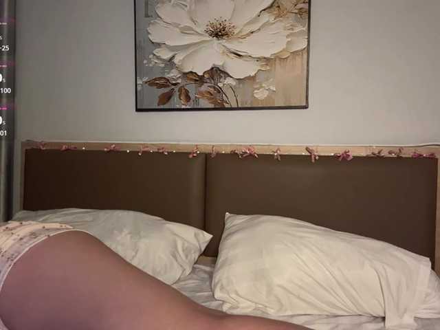 AmeliyaKim live cam on BongaCams