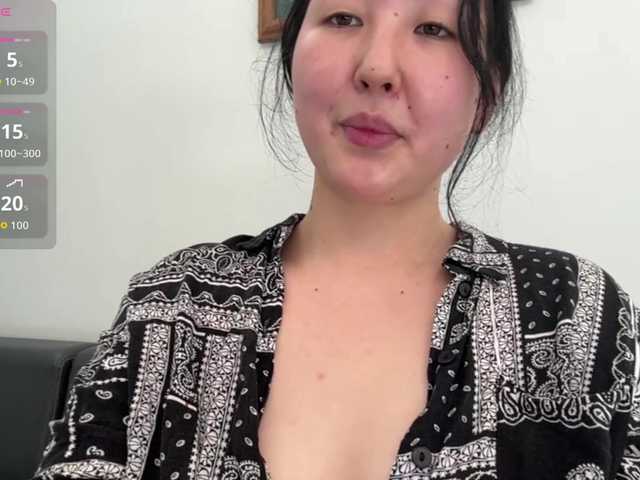 AmeliyaKim live cam on BongaCams