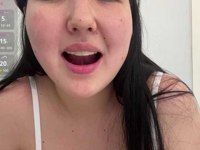 AmeliyaKim live cam on BongaCams