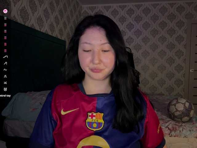 AmeliyaKim live cam on BongaCams