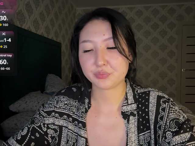AmeliyaKim live cam on BongaCams