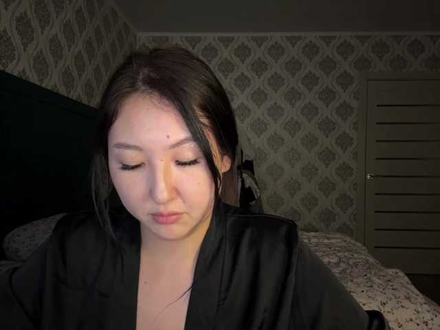 AmeliyaKim live cam on BongaCams
