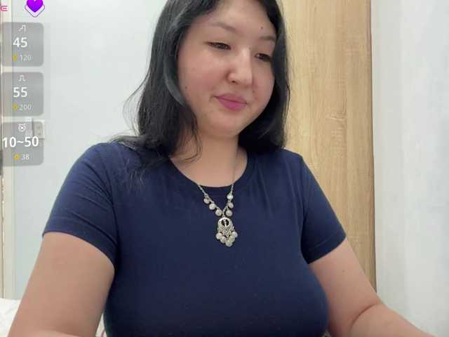 AmeliyaKim live cam on BongaCams