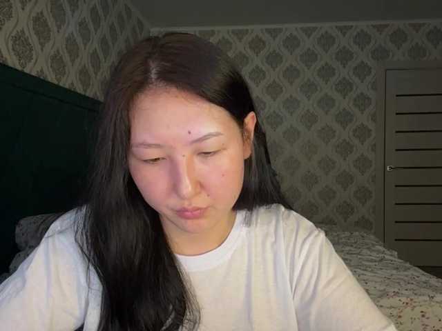 AmeliyaKim live cam on BongaCams