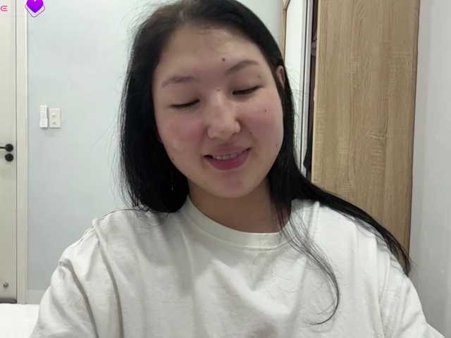 AmeliyaKim live cam on BongaCams