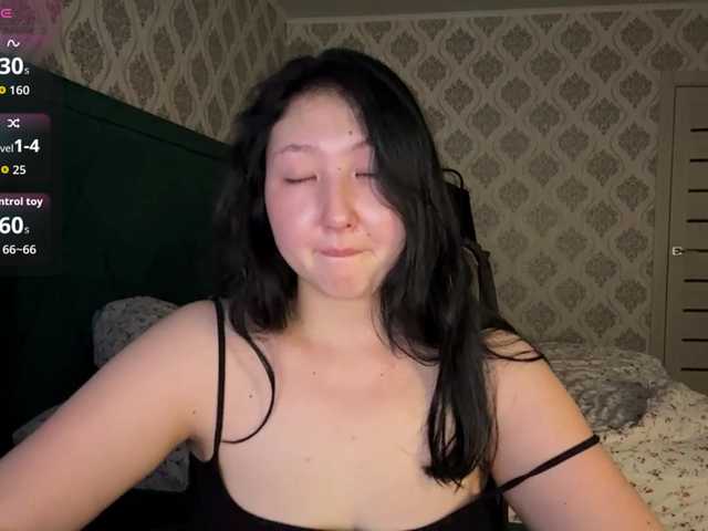 AmeliyaKim live cam on BongaCams