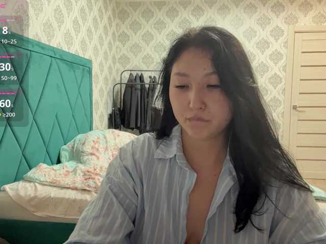 AmeliyaKim live cam on BongaCams