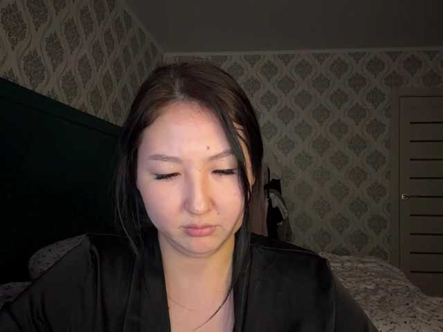 AmeliyaKim live cam on BongaCams