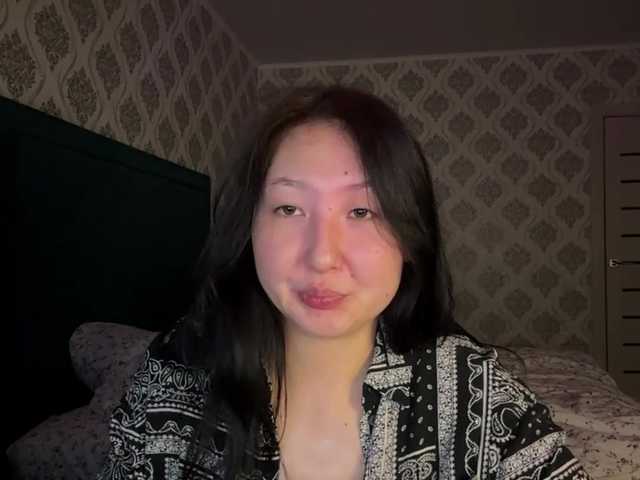 AmeliyaKim live cam on BongaCams